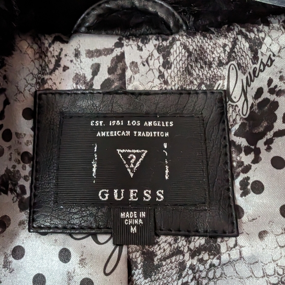 GUESS Faux Fur Black Zip Up Vest Size Medium Glam Punk Rock NYE - Picture 6 of 14